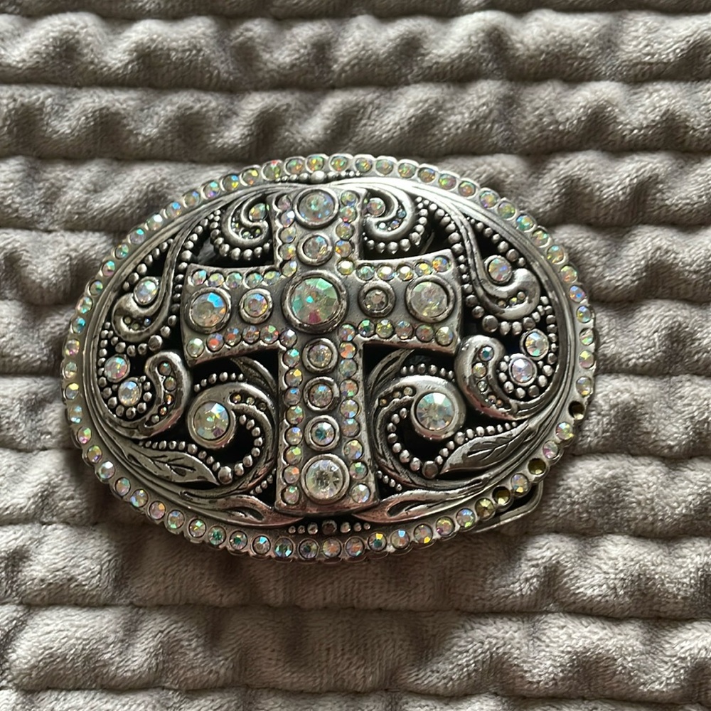 Justin cross belt buckle